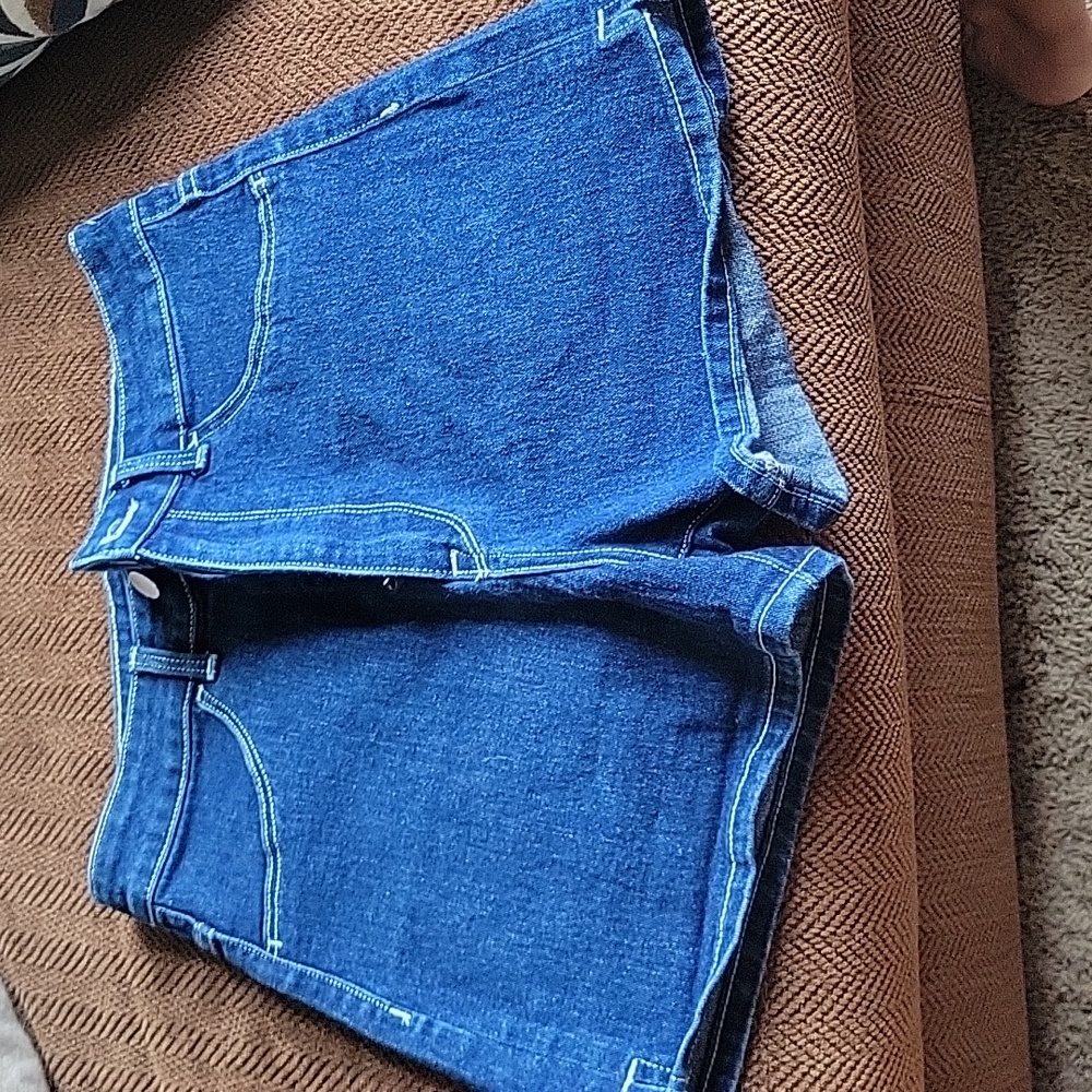 H&M Size 4 Shorts